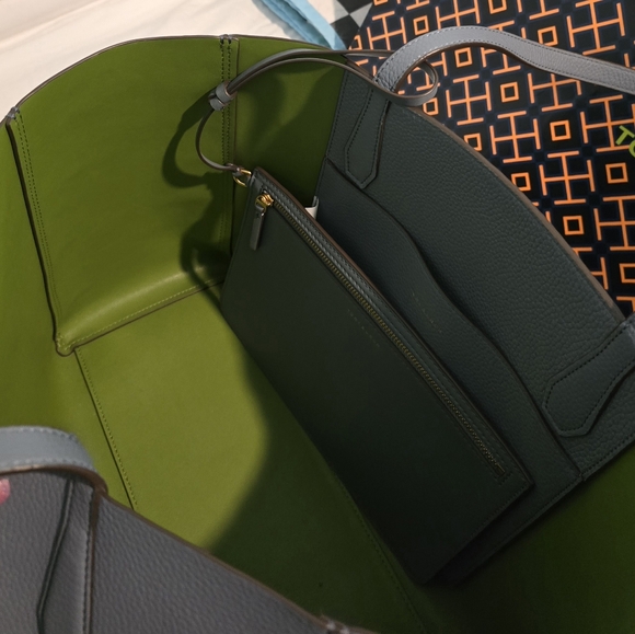 Tory Burch The Blake Tote Preowned - Picture 9 of 11